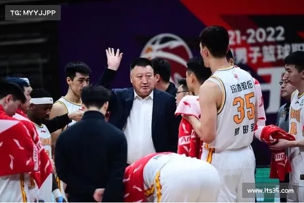 广东锋线重塑:归化布朗加盟,山西首笔引援敲定,俞长栋退役风波中 广东锋线重塑:归化布朗加盟,山西首笔引援敲定,俞长栋退役风波中